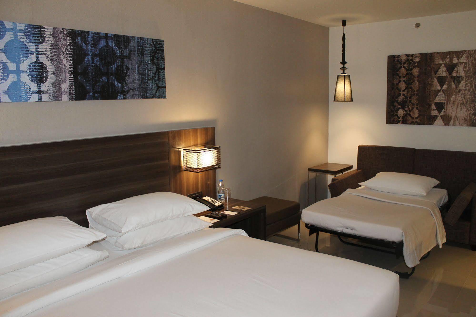 The Residency Towers, Rameswaram Hotel Exterior photo